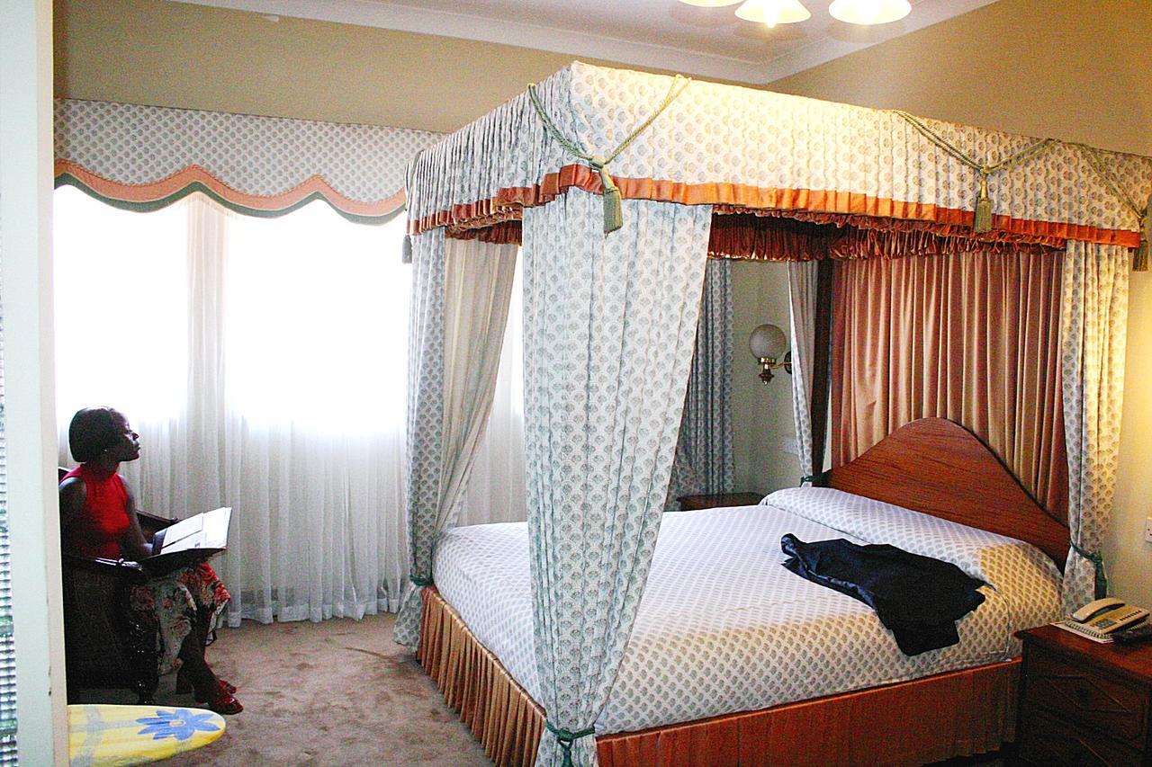 Grand Imperial Hotel Кампала Экстерьер фото
