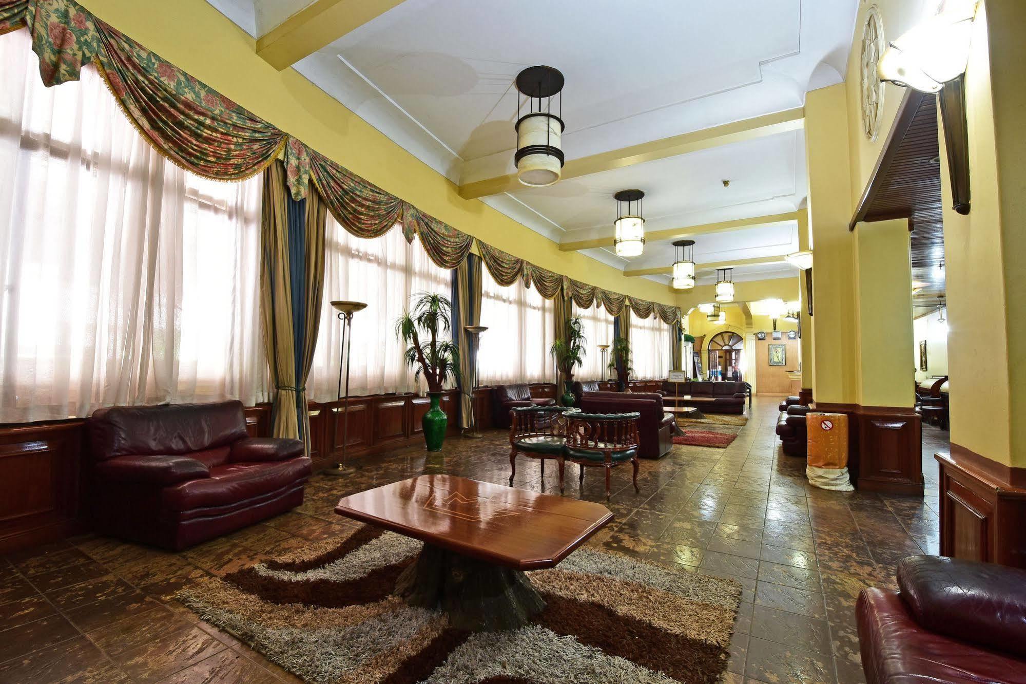 Grand Imperial Hotel Кампала Экстерьер фото